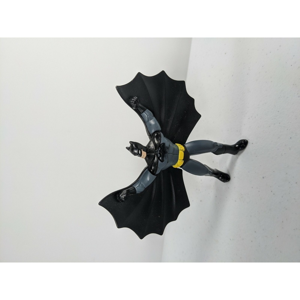 Batman Figuring Lot of 7 and Accessories Batmobile And Bat Light - Picture 9 of 12